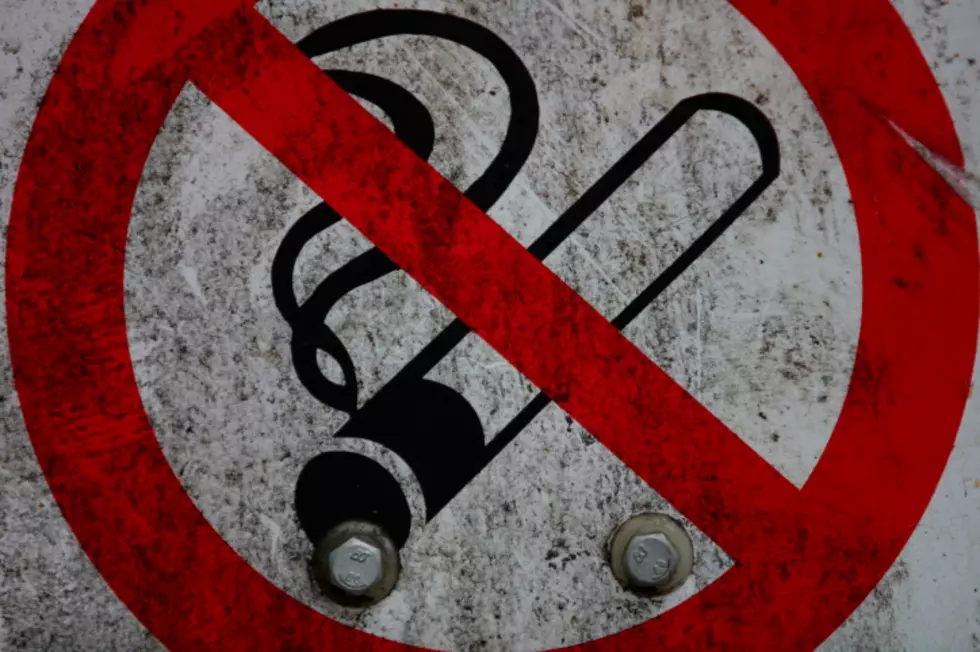 806 Health Tip: The Numbers of Smokers Keep Going Down