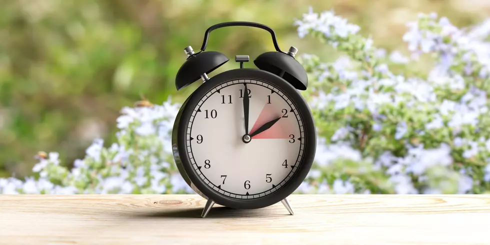 806 Health Tip: Changing Our Clocks Causes Issues