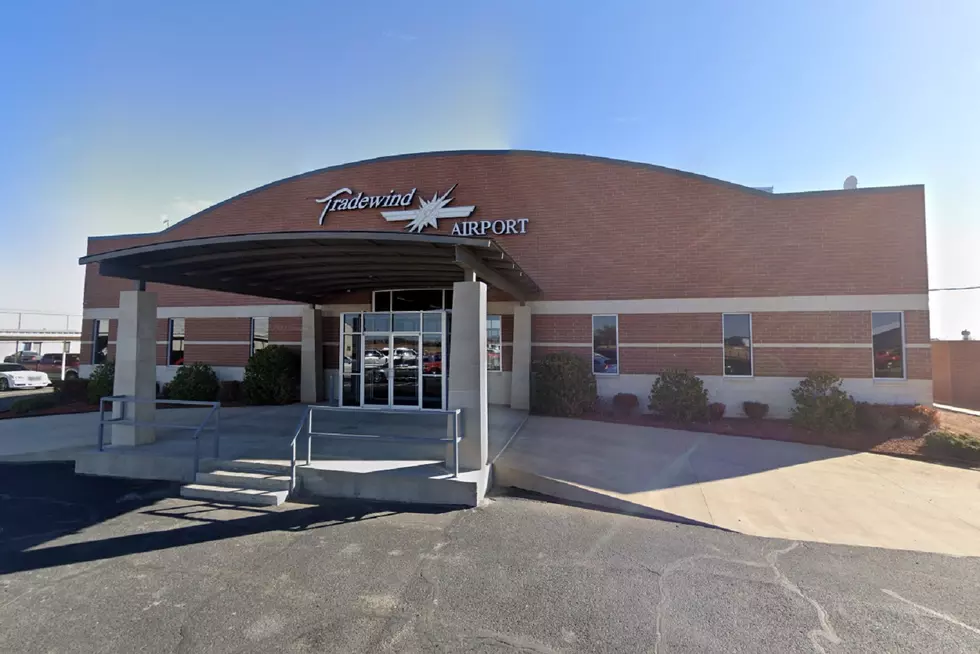 Does Ghost Of A Betrayed Wife Really Haunt This Texas Airport?
